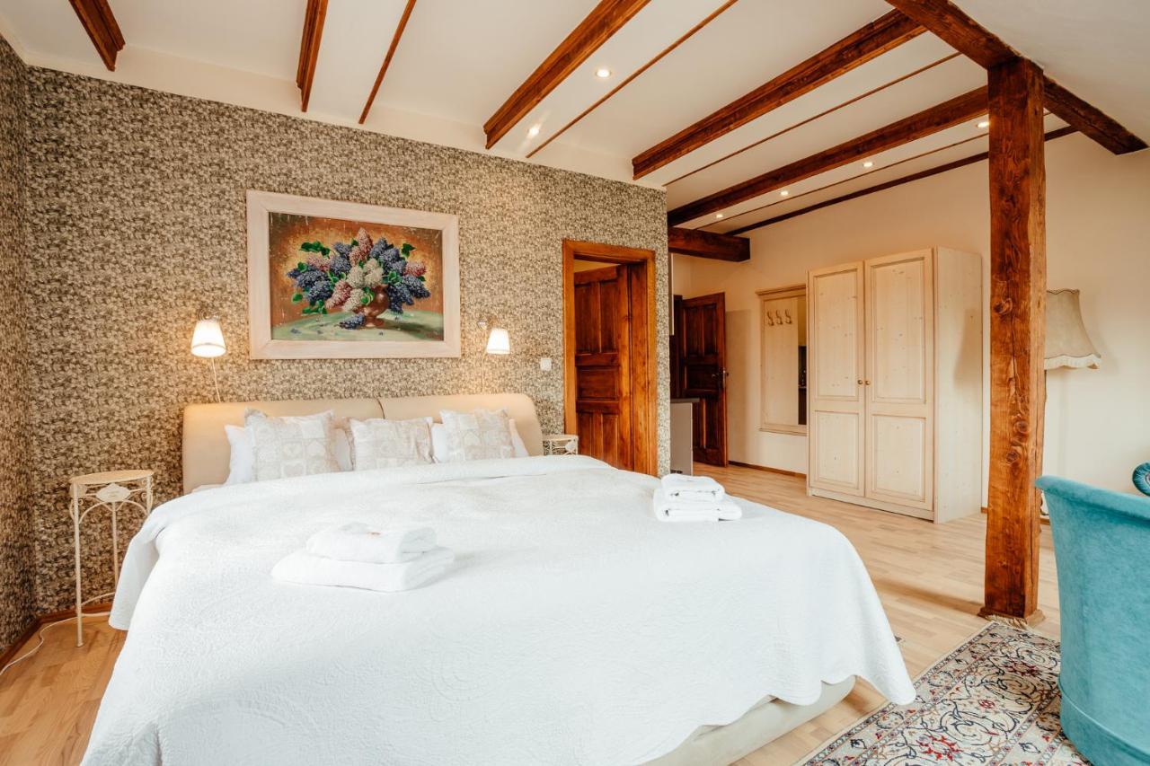 Hotel Barcadam Banská Štiavnica Exteriör bild