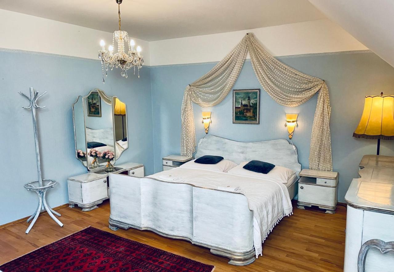 Hotel Barcadam Banská Štiavnica Exteriör bild
