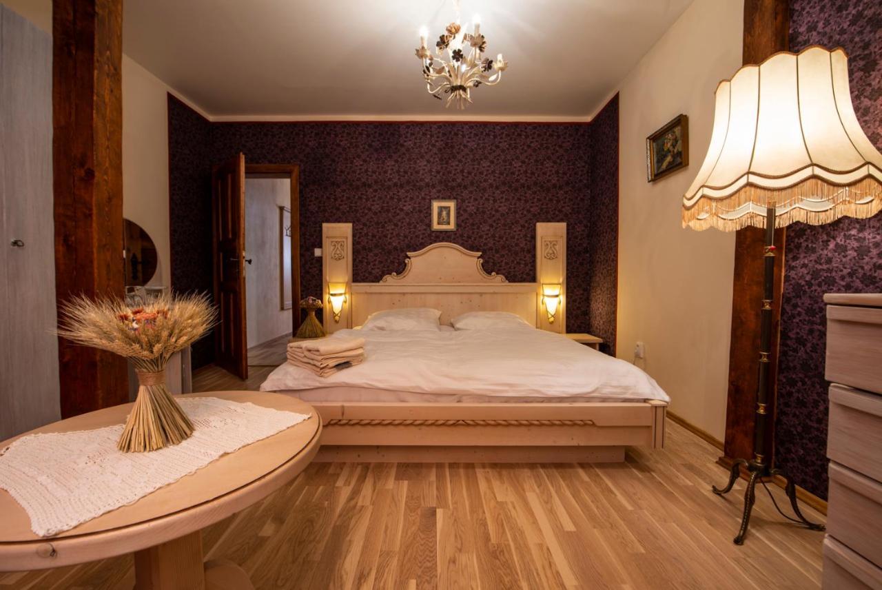 Hotel Barcadam Banská Štiavnica Exteriör bild